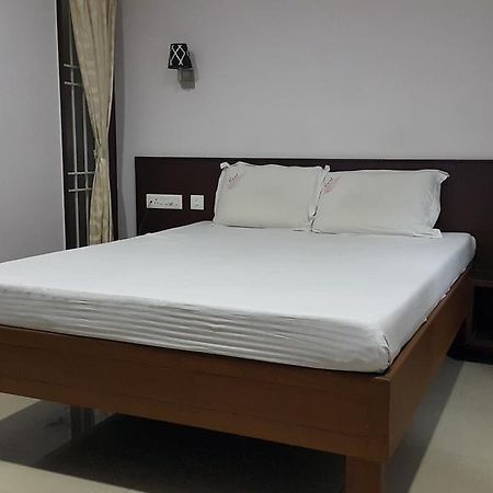 Nest Guest House ポンディシェリ エクステリア 写真